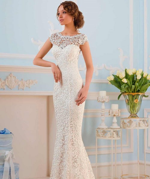 El límit de la feminitat ... Bonics vestits d’encaix