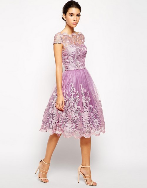 El límit de la feminitat ... Bonics vestits d’encaix