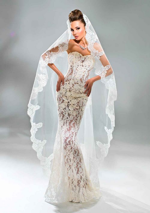 El límit de la feminitat ... Bonics vestits d’encaix