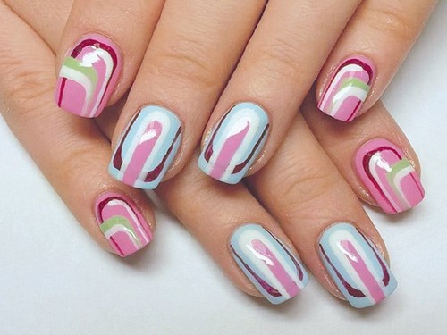 Explosion de couleurs! Manucure d'été dans des idées colorées et des innovations pour les ongles