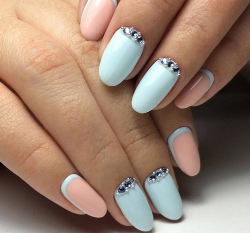 Explosion de couleurs! Manucure d'été dans des idées colorées et des innovations pour les ongles