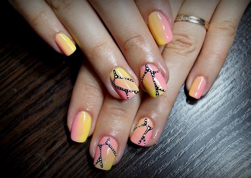 Explosion de couleurs! Manucure d'été dans des idées colorées et des innovations pour les ongles