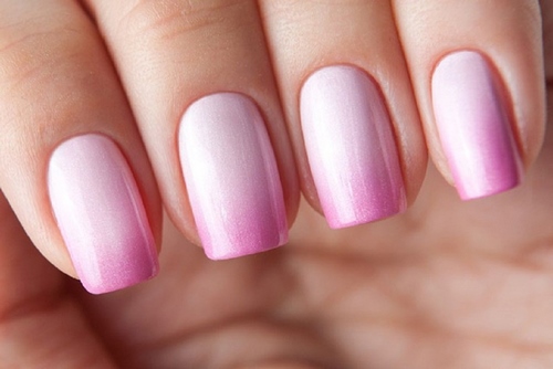 Manucure ombre à la mode sur des ongles de différentes longueurs: idées de photos