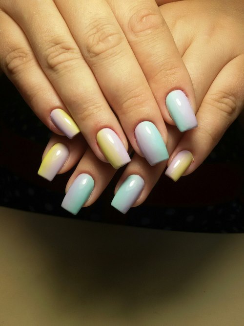 Manucure ombre à la mode sur des ongles de différentes longueurs: idées de photos