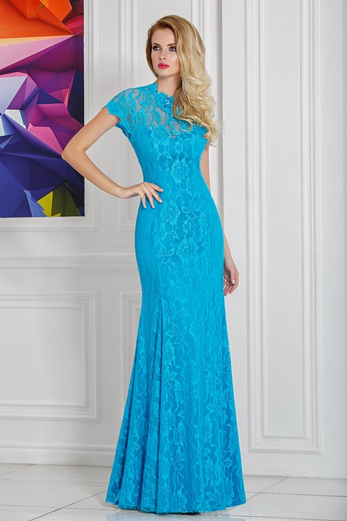 El límit de la feminitat ... Bonics vestits d’encaix