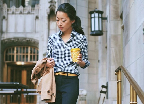 Style de bureau. Vêtements de bureau à la mode pour femmes
