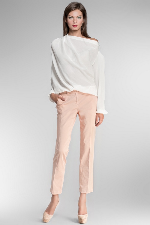 Style de bureau. Vêtements de bureau à la mode pour femmes