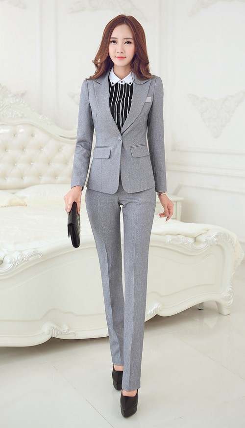 Style de bureau. Vêtements de bureau à la mode pour femmes