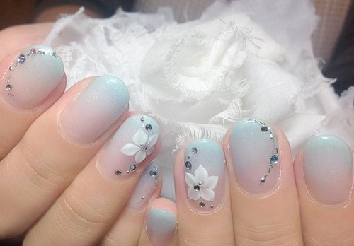 Manucure ombre à la mode sur des ongles de différentes longueurs: idées de photos