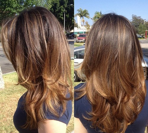 Comment couper une femme? Coupes de cheveux des femmes à la mode sur la photo