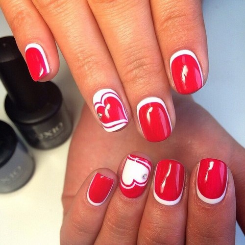 Design à la mode de manucure pour les ongles courts - idées de photos