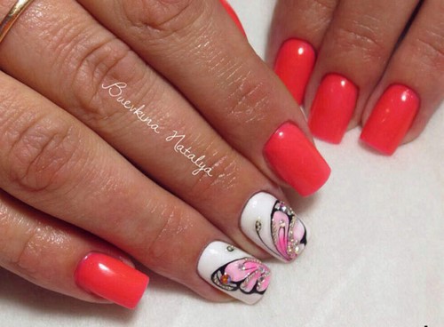 Design à la mode de manucure pour les ongles courts - idées de photos