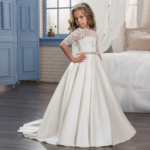 Pour les petites fashionistas! Belles robes de graduation pour les filles
