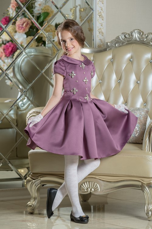 Pour les petites fashionistas! Belles robes de graduation pour les filles