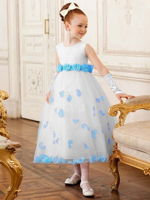 Pour les petites fashionistas! Belles robes de graduation pour les filles