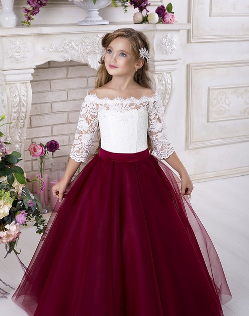 Pour les petites fashionistas! Belles robes de graduation pour les filles