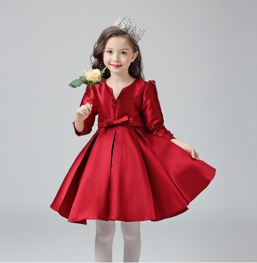 Pour les petites fashionistas! Belles robes de graduation pour les filles