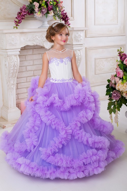 Pour les petites fashionistas! Belles robes de graduation pour les filles