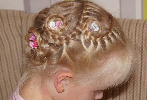 Les plus belles coiffures pour les filles au bal