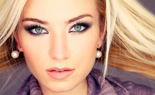 Nous faisons le maquillage du soir étape par étape. Le plus beau maquillage de soirée - idées photo