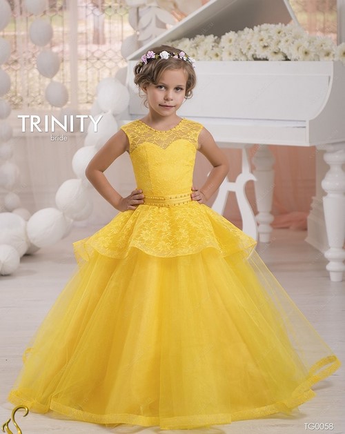 Pour les petites fashionistas! Belles robes de graduation pour les filles