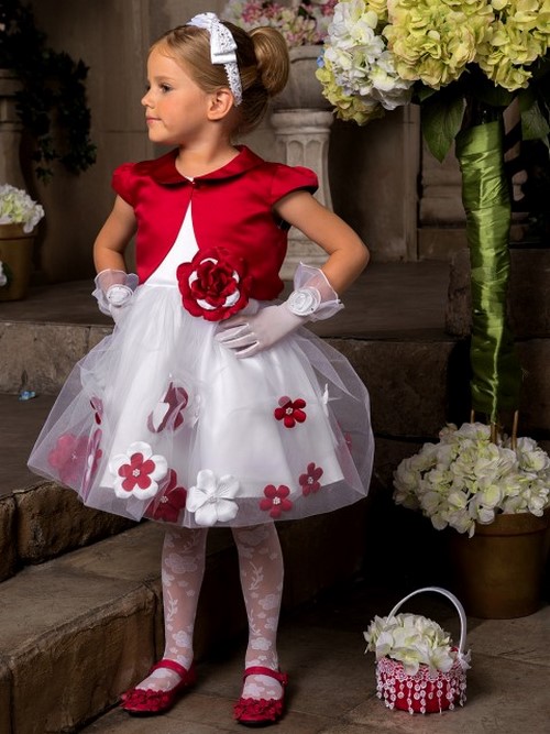 Pour les petites fashionistas! Belles robes de graduation pour les filles