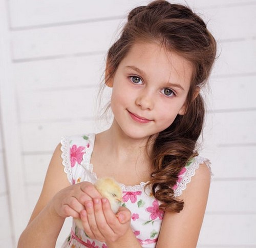 Les plus belles coiffures pour les filles au bal