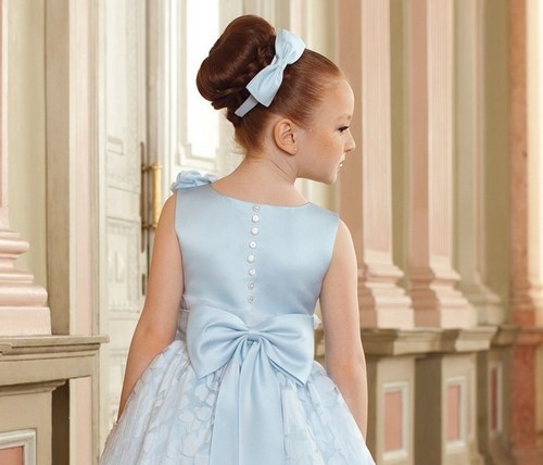 Les plus belles coiffures pour les filles au bal