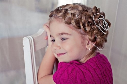 Les plus belles coiffures pour les filles au bal