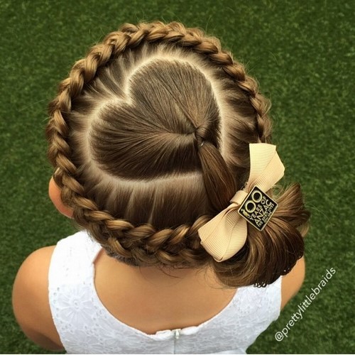 Les plus belles coiffures pour les filles au bal