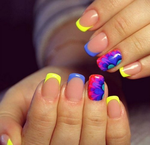 Manucure lumineuse - idées originales de conception d'ongles aux couleurs saturées