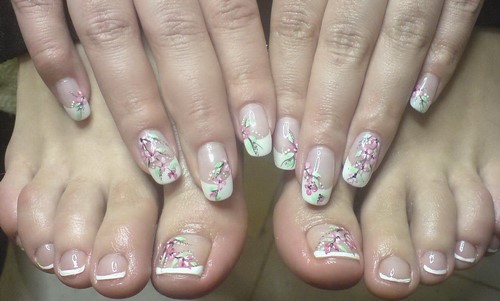 Fasjonabel pedikyr. Vakre ideer om moderne neglekunst