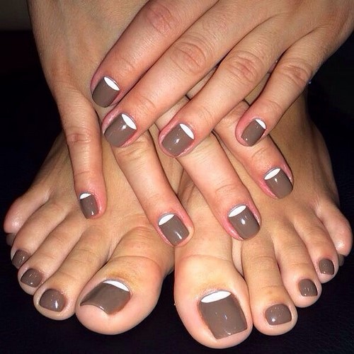 Fasjonabel pedikyr. Vakre ideer om moderne neglekunst