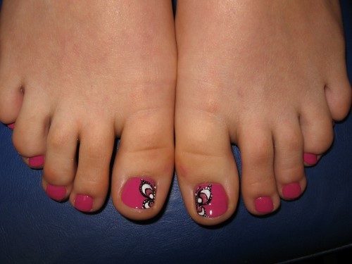 Fasjonabel pedikyr. Vakre ideer om moderne neglekunst