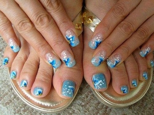 Fasjonabel pedikyr. Vakre ideer om moderne neglekunst