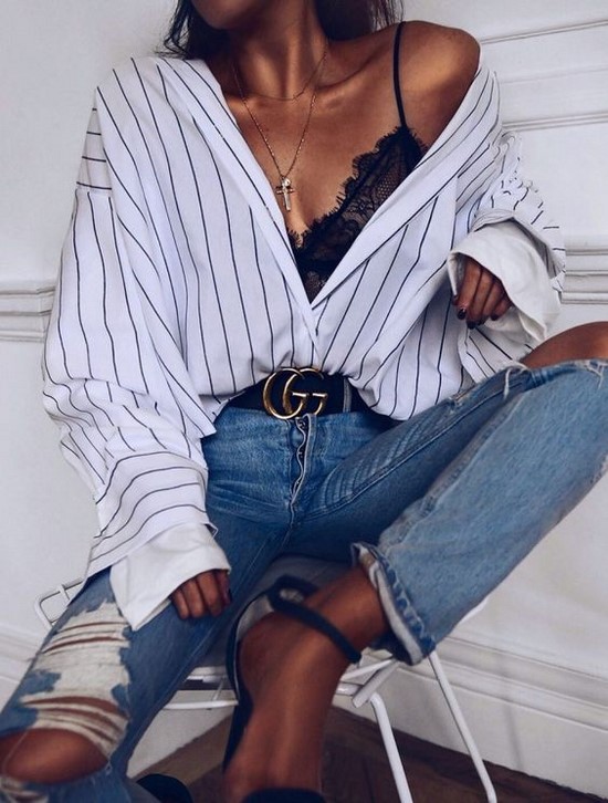 Les chemises à la mode sont toujours un élément pertinent de la garde-robe des femmes