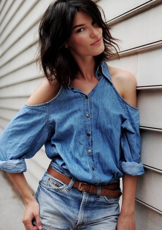 Les chemises à la mode sont toujours un élément pertinent de la garde-robe des femmes
