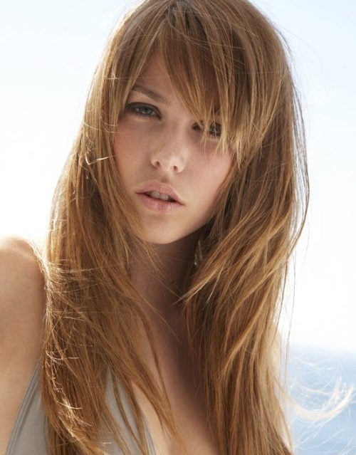 De belles coupes de cheveux pour les cheveux longs: photos, actualités, tendances de la mode