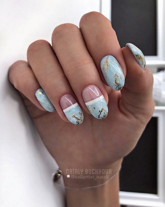 Manucure délicate pour les ongles courts et longs - photos, actualités, idées