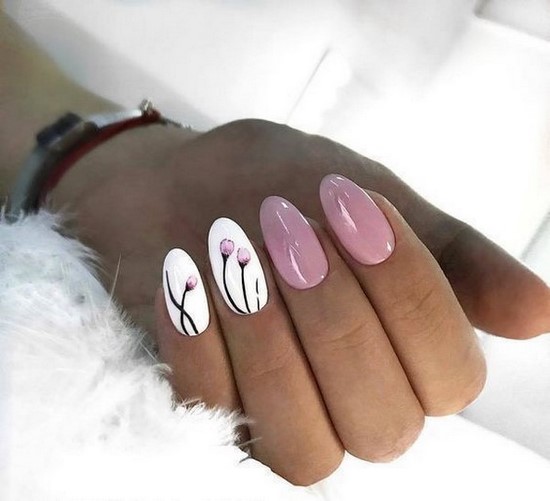 Manucure délicate pour les ongles courts et longs - photos, actualités, idées