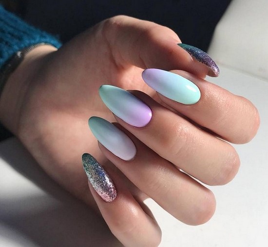 Manucure délicate pour les ongles courts et longs - photos, actualités, idées