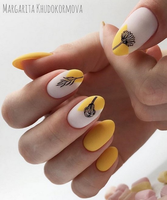 Manucure délicate pour les ongles courts et longs - photos, actualités, idées