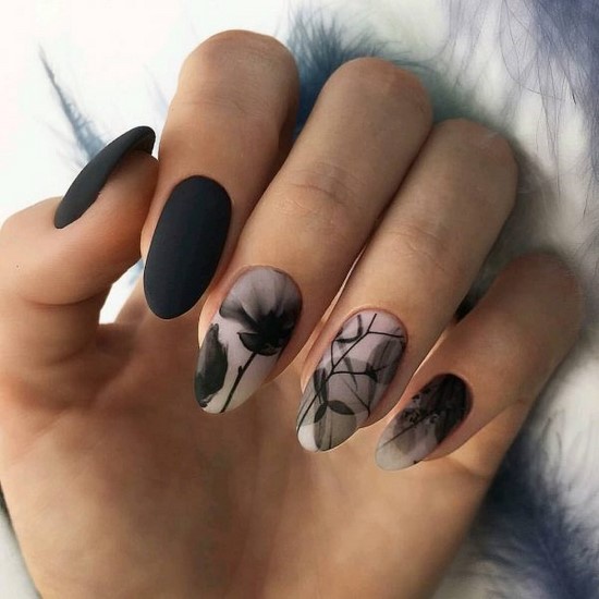 Manucure sombre à la mode - belles photos de l'idée de manucure dans des tons sombres