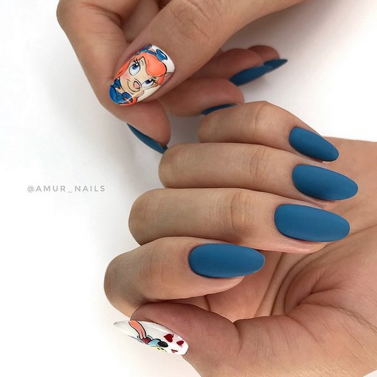 Manucure sombre à la mode - belles photos de l'idée de manucure dans des tons sombres