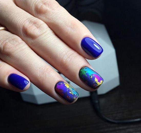 Manucure sombre à la mode - belles photos de l'idée de manucure dans des tons sombres