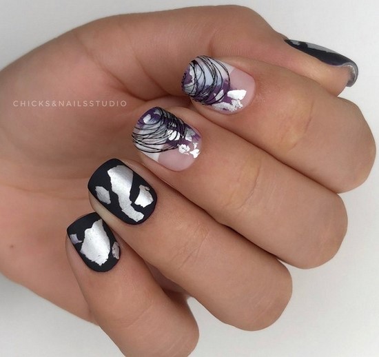 Manucure sombre à la mode - belles photos de l'idée de manucure dans des tons sombres