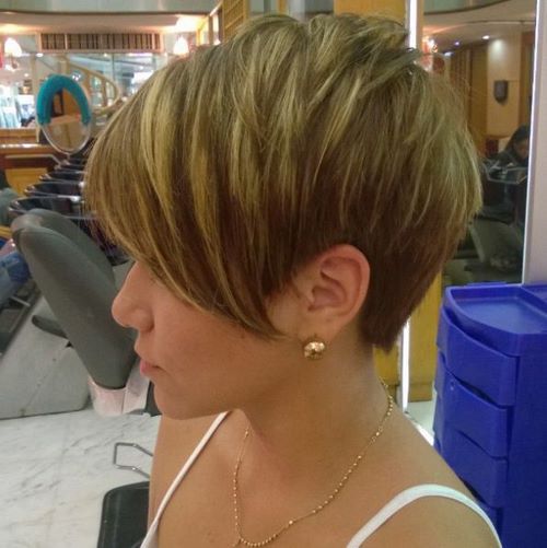 Coupes de cheveux courtes Pixie - coiffures tendance pour les femmes actives