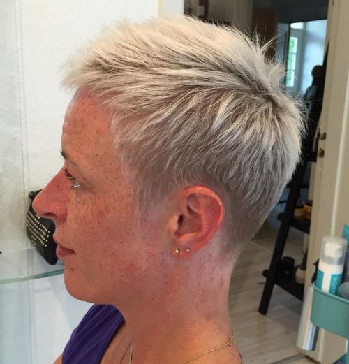 Coupes de cheveux courtes Pixie - coiffures tendance pour les femmes actives