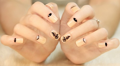 Manucure nue - les meilleures idées pour un design d'ongles à la mode