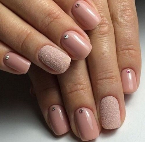 Manucure nue - les meilleures idées pour un design d'ongles à la mode